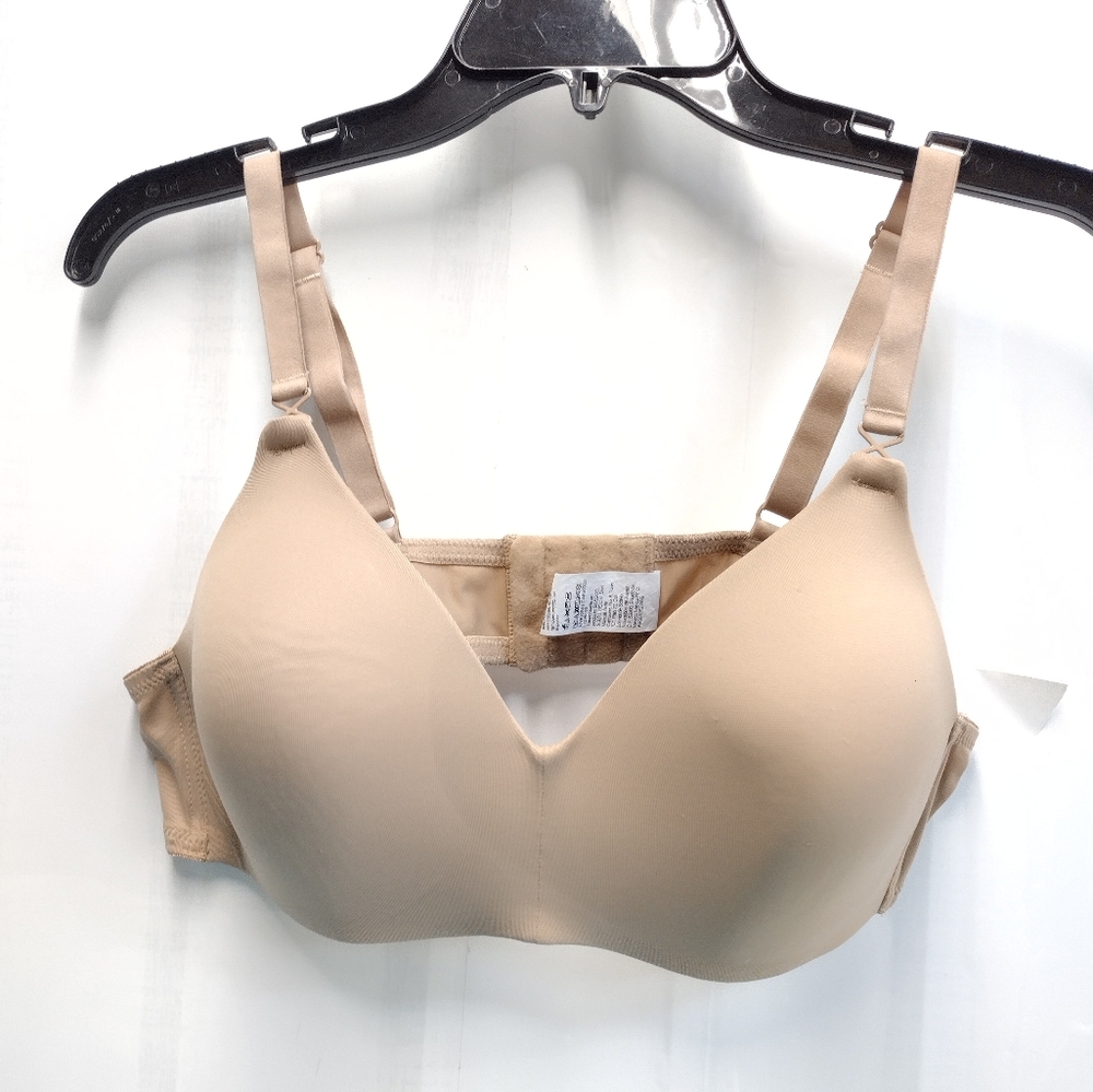 Warner's Beige Padded Wireless T-shirt Size 38C